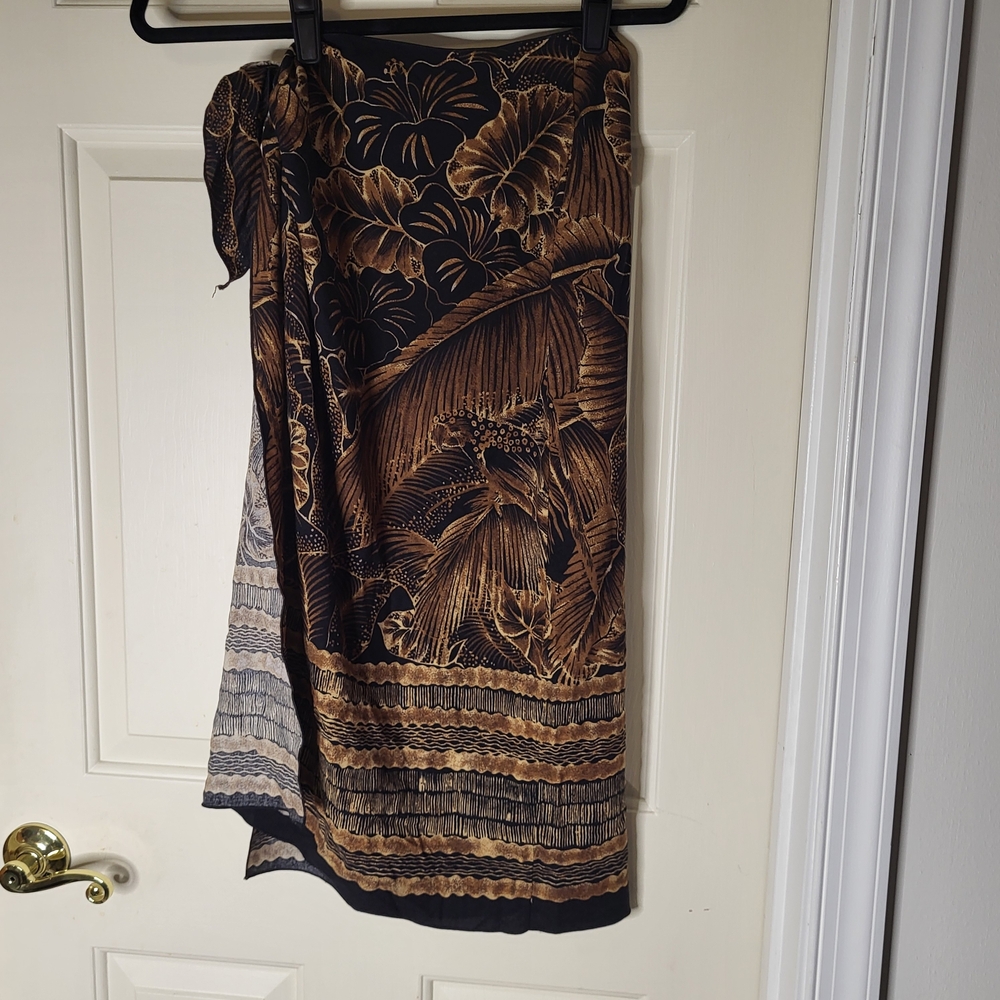 Dotti Black and Brown Patterned Wrap Made in USA